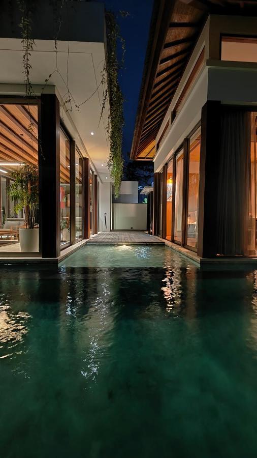 Eaze Villas Uluwatu Exterior photo